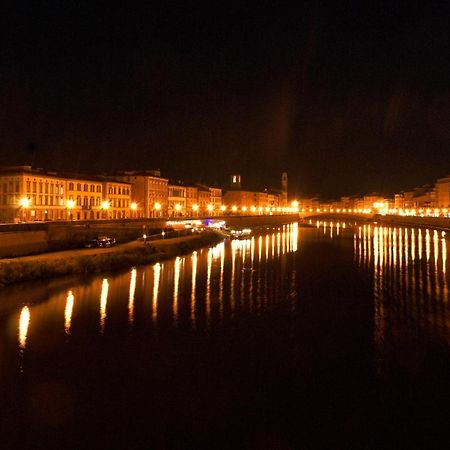Nice Apartment On The Riverside Pisa Exterior photo